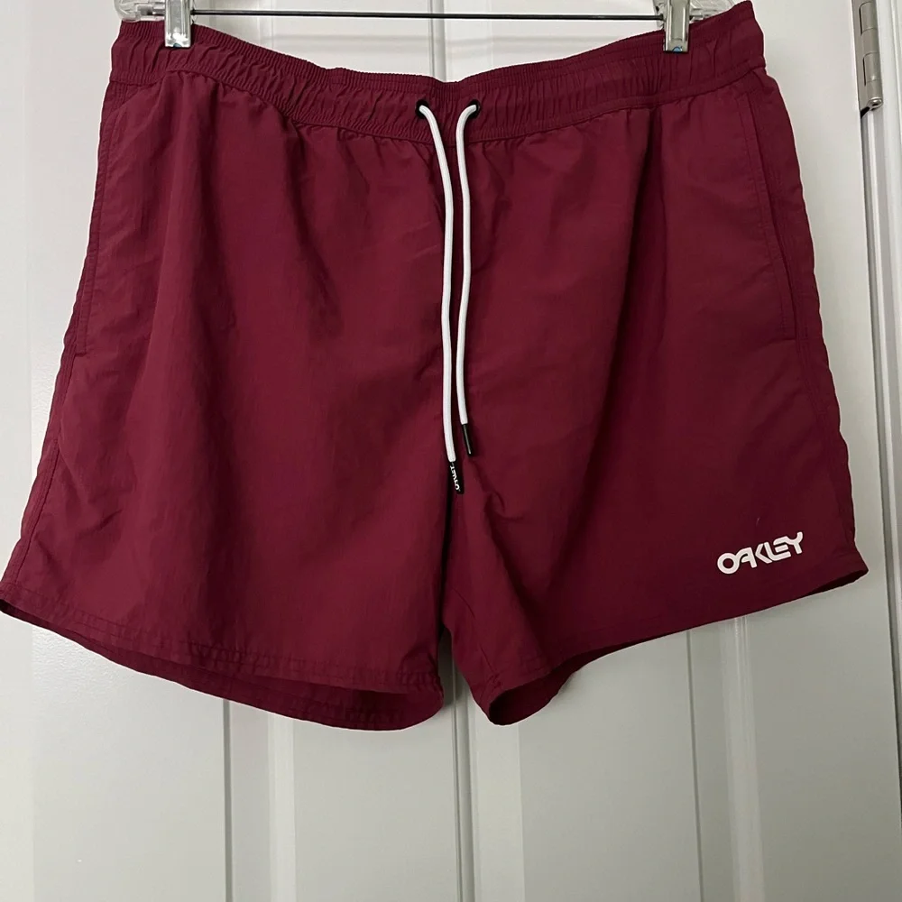 Oakley Red Mens Standard All Day Beach Shorts Size XL